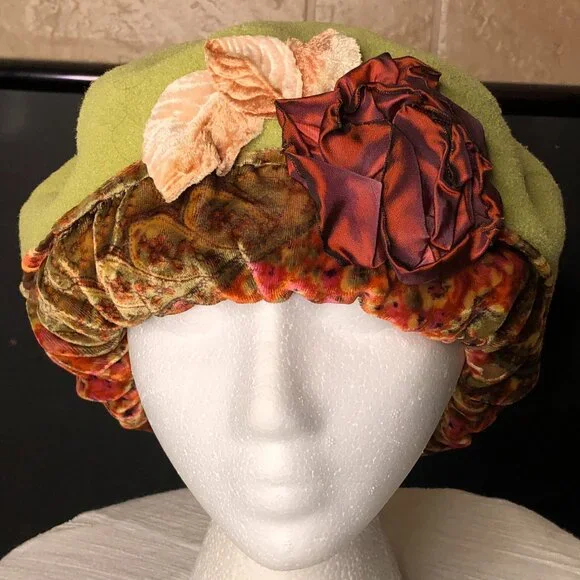 Lovely, Preowned "Danali's Originals" Ladies Hat! - Picture 2 of 8